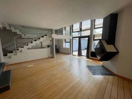 immeuble 10 pièces 310 m²