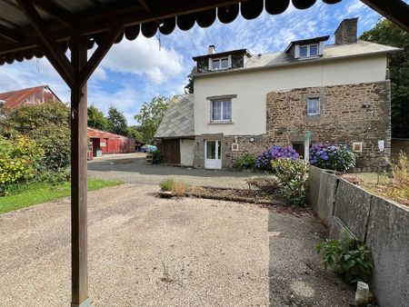 maison 6 pièces + grand garage et appentis au calme au fond d’une impasse