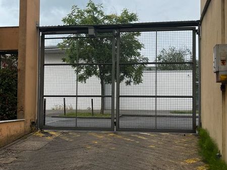 garage ou box de stockage île de nantes