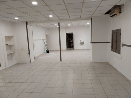 local commercial 120m2