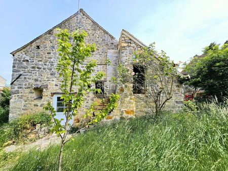 ferme 4 pièces 85 m²