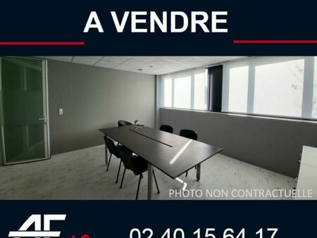 bureaux 118 m²