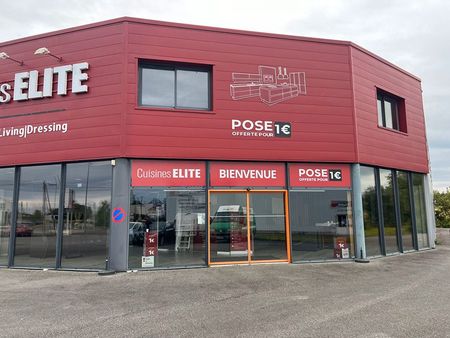 local commercial 500 m² laval