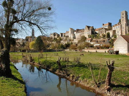 grande maison à château-landon sur 600 m2 de terrain avec dé