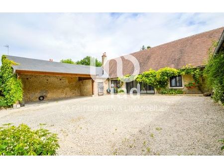 vente maison 8 pièces 330 m² cour-cheverny (41700)