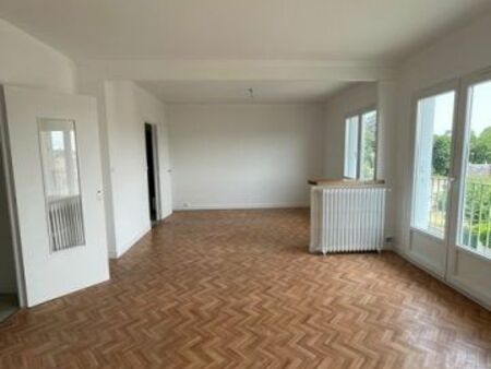 appartement 2 pièces 61 m²