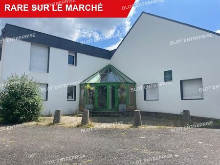 bureaux 640 m²