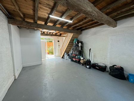 local 70 m² villenouvelle