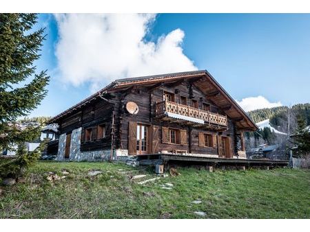 à vendre : superbe chalet individuel authentique de 230m² avec chalet annexe à réhabiliter