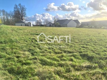 terrain constructible viabilisé de 1158 m²