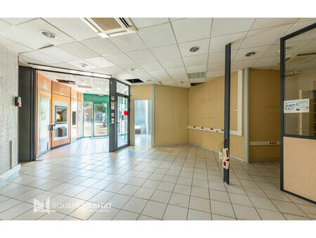 vente commerce 354 m² le teil (07400)