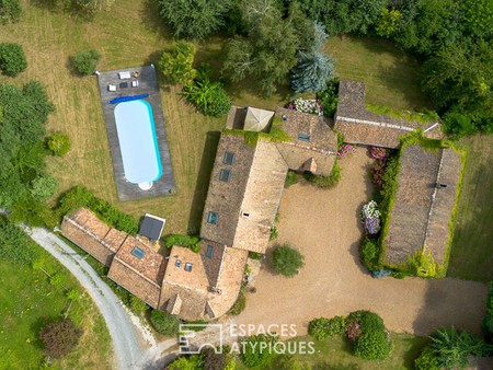 maison de luxe à vendre à savigné-l'évêque