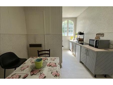 vente appartement 4 pièces 93 m² la rochefoucauld-en-angoumois (16110)