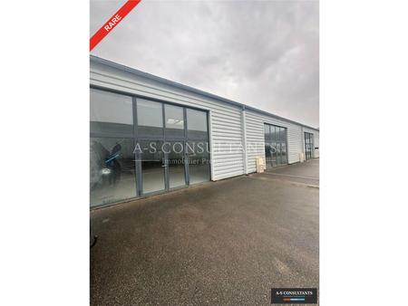 location de local commercial de 1 857 m² à oyonnax - 01100