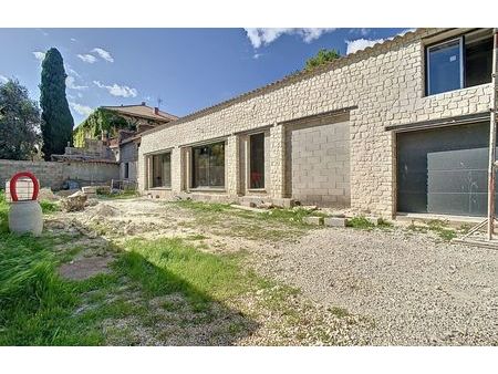 vente maison 5 pièces 254 m² laudun-l'ardoise (30290)