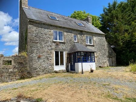 maison de ferme de 3 chambres  avec une grange spacieuse. la chapelle neuve