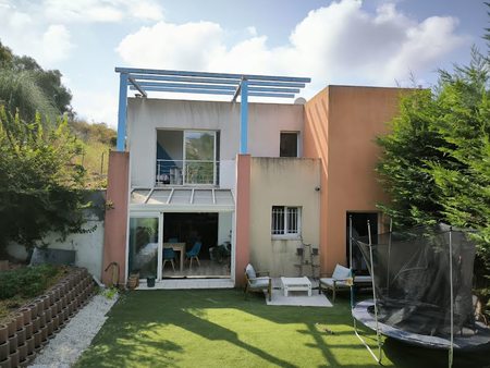 vente villa 6 pièces 100 m²