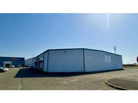 local commercial 1257 m2