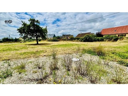 terrain constructible de 674 m2