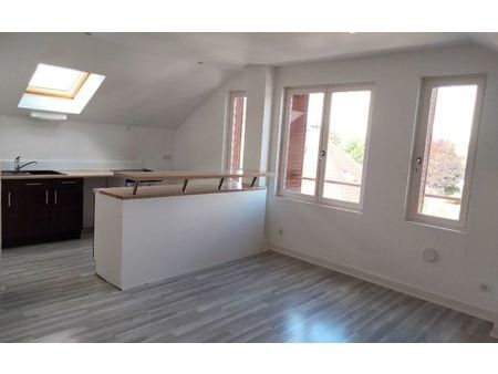 location appartement  m² t-2 à sens  684 €