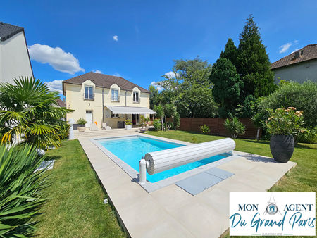 maison contemporaine avec piscine linas marcoussis proche grand paris sud plateau de sacla