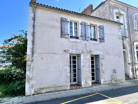 vente maison à challans (85300) : à vendre / 104m² challans