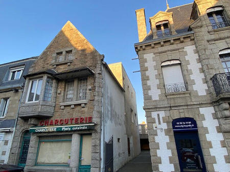 vente maison à concarneau (29900) : à vendre / 260m² concarneau