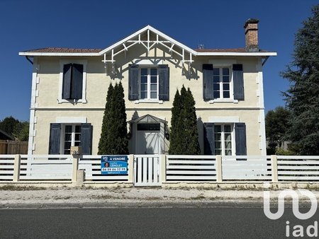 vente maison de ville 7 pièces de 148 m² à hostens (33125)