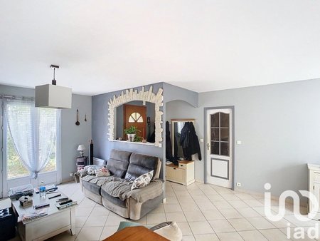 vente maison traditionnelle 5 pièces de 97 m² à saint