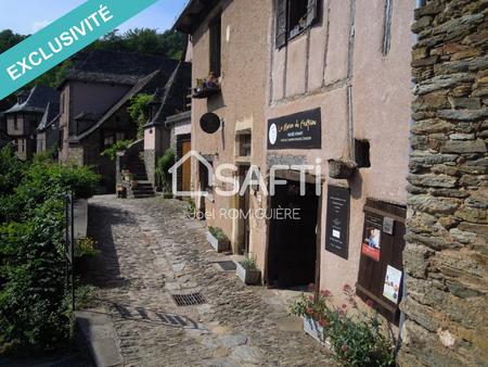 maisons jumelles conques en rouergue