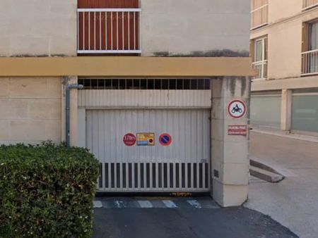 garage à louer avignon intra muros