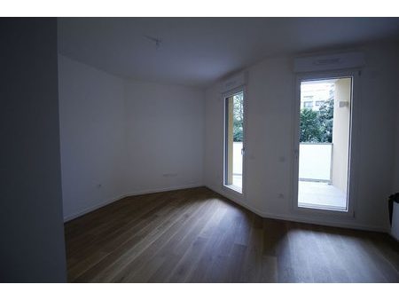 location appartement 3 pièces 60.94 m²