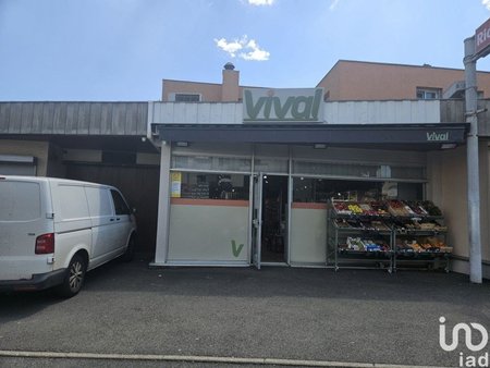 vente local d'activités de 185 m² à riom (63200)