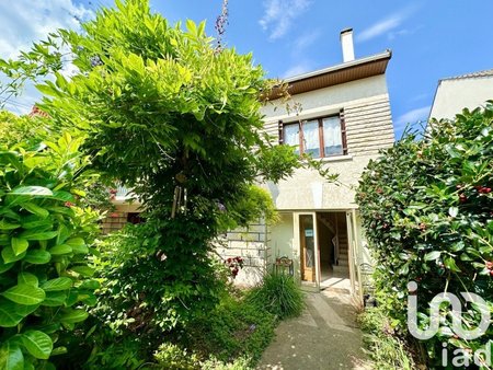 vente maison traditionnelle 5 pièces de 157 m² à noisy