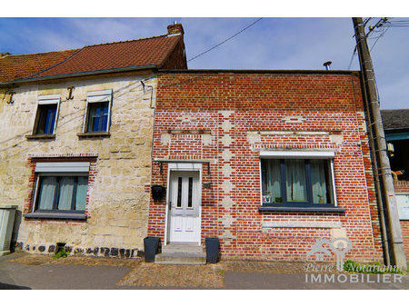 maison semi-individuelle 4 chambres 120m²