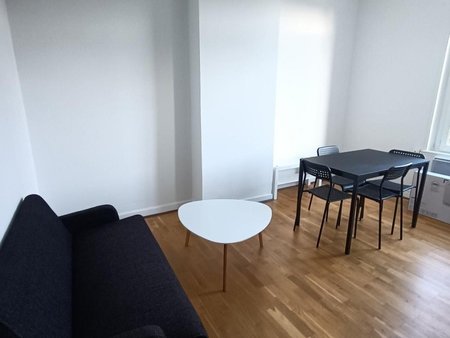 location appartement 2 pièces de 34 m² à cambrai (59400)