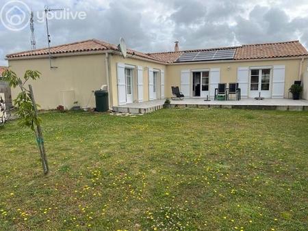 vente maison aux sables-d'olonne (85100) : à vendre / 140m² les sables-d'olonne