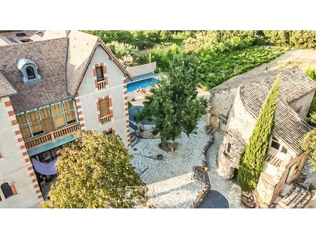 maison de luxe à vendre dans le quartier bourg-charité