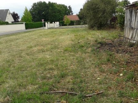 terrain de 700m2 à vendre 35000 eur à méreau