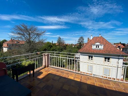 1ère annonce: meinau  dans une maison au calme  f5 duplex avec terrasse