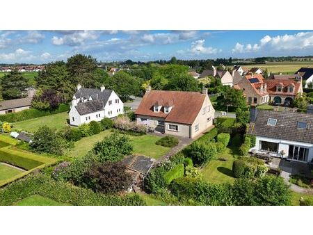 villa op quasi 1.000 m² grond te knokke