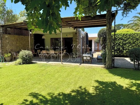 maison de luxe à vendre à grimaud