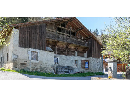 corps de ferme avec piscine combloux (74)