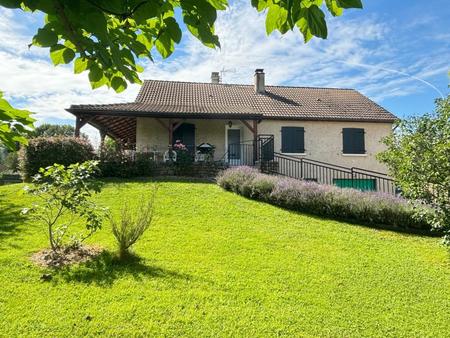 maison familiale à la campagne