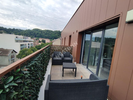 bourgoin jallieu - appartement t2 - 43.57 m2 - terrasse et garage