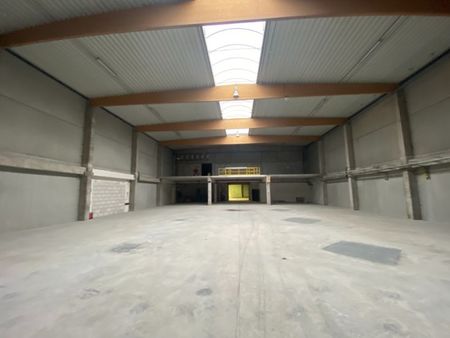 bâtiment industriel avec entrepôt adr à louer à deinze