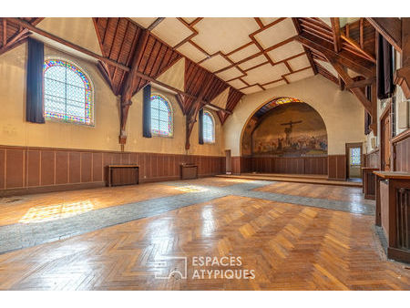 ancienne chapelle à réhabiliter en lofts avec jardins privatifs