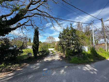 terrain à bâtir de 569m² aix les platanes