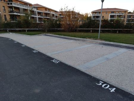 parking extérieur vendu place louée