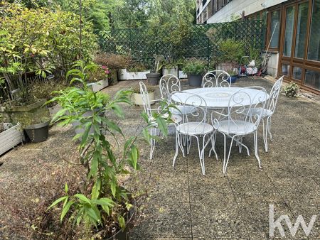 vente : appartement f5 (87 m²) à la celle st cloud avec terras